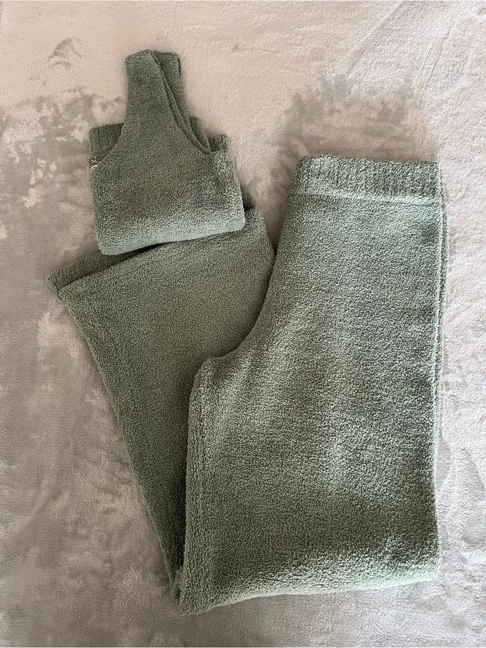 UGG Dulcie Cozy Knit Lounge Set Small Sage Green Matching Set